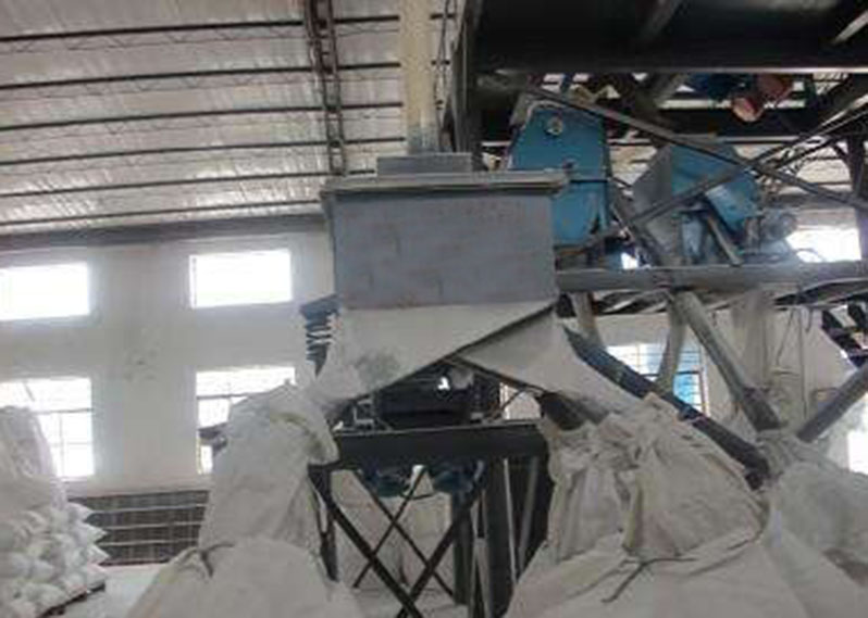 石灰粉直线妖精视频在线播放使用现场