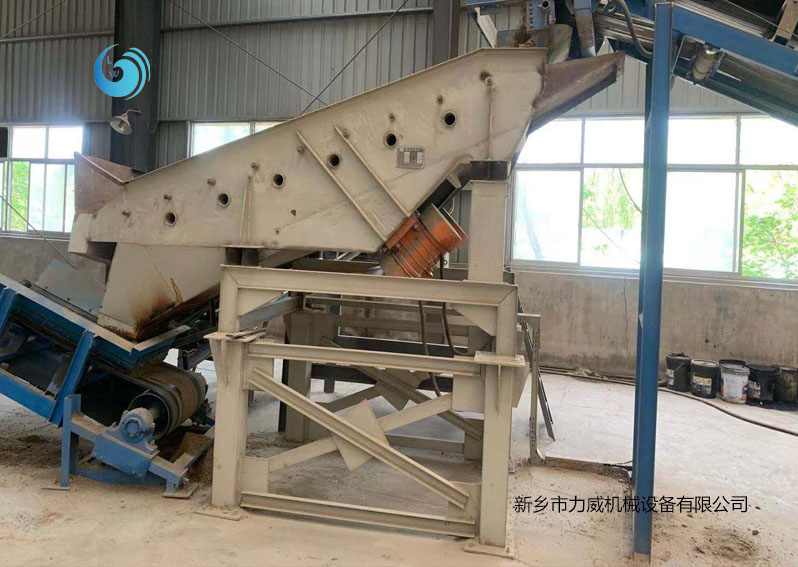 2厘米石子筛选单层妖精视频在线播放